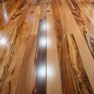 Assoalho de Muiracatiara Rajado 10x2cm m²